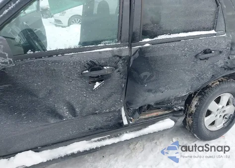 2012 Ford Escape Xlt z USA, uszkodzony, nr VIN 1FMCU0DG1CKC78001